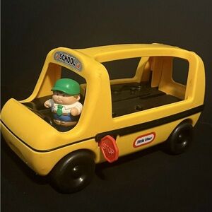 Little Tikes Yellow School Bus & Boy With Uniform Toddle Tots